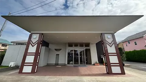 会館正面